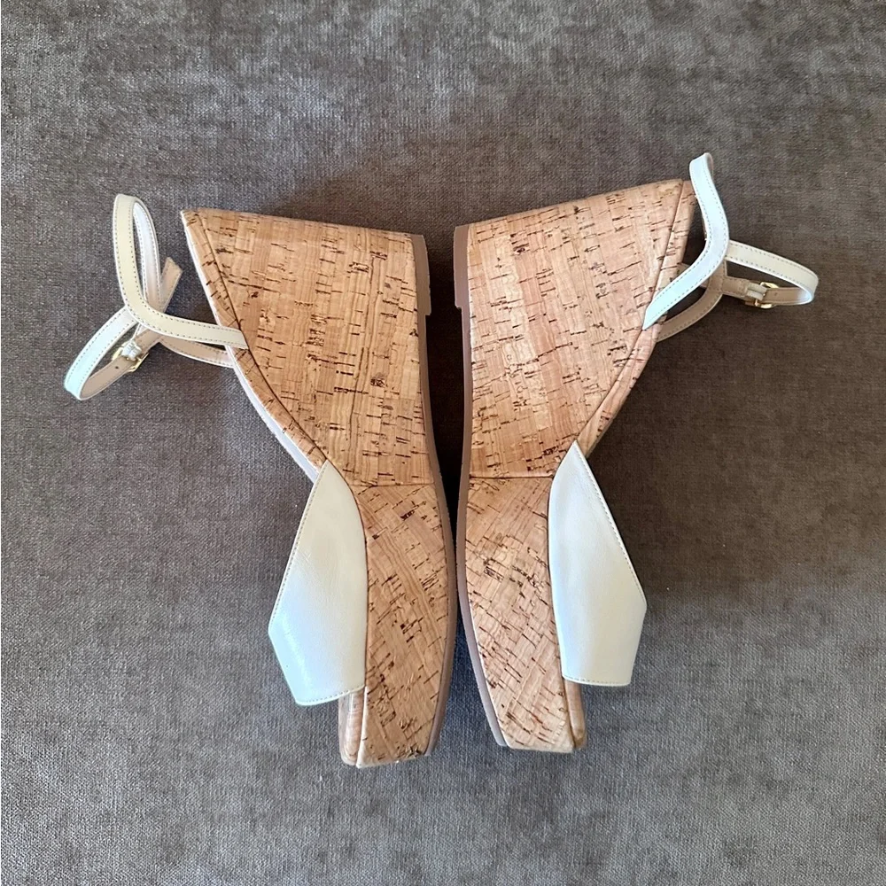 Stuart Weitzman Beige Leather Buckle Strappy Wedge Sandals Women EU 39 US 9 - Picture 6 of 12